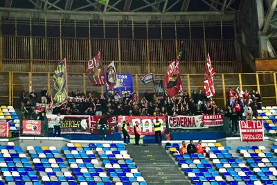 I tifosi biancorossi al "Maradona"