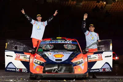 Neuville e Hyundai Campioni del Mondo