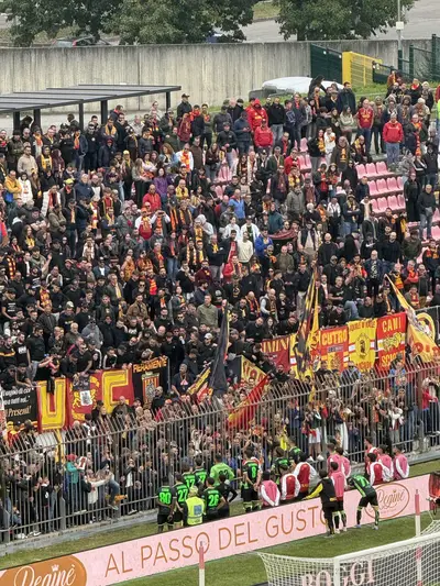 Tifosi del Catanzaro in trasferta al Brianteo