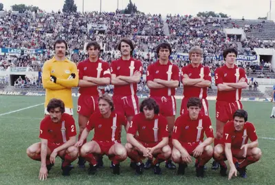 Una formazione del Monza '80-'81 (foto Caprotti)