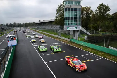 La partenza del GT Endurance a Monza