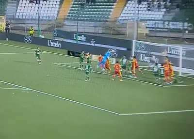 Iannarilli dell'Avellino segna al 95'