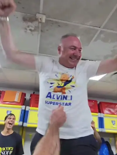 Alvini festeggia la A col Frosinone