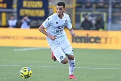Karim Zedadka, esterno