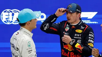 Russell e Verstappen