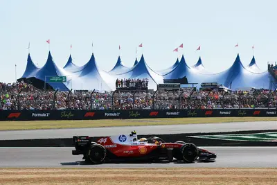 Gp Gran Bretagna: Sprint Race amara per Hamilton, battuto dal motore Mercedes
