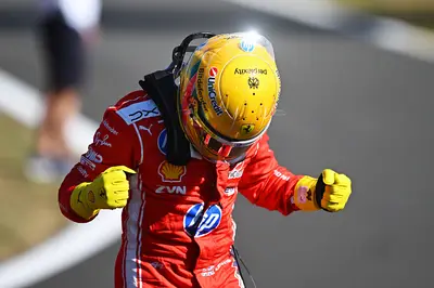 Hamilton a Silverstone