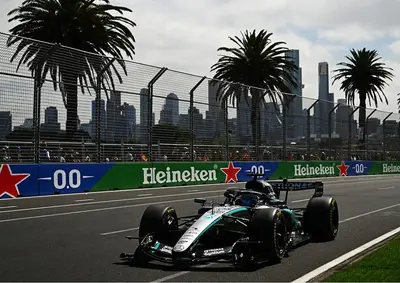 La Mercedes in azione in Australia