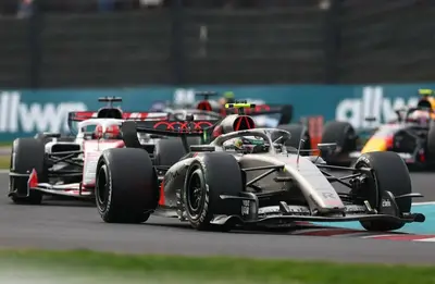 Audi R26
