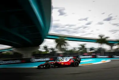 Hamilton e la Ferrari: il ritiro appeso all'ultima, grande illusione