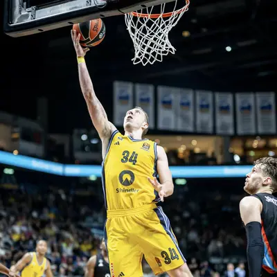 Alba Berlino vs Paris Basketball