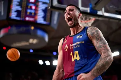 Willy Hernangomez festeggia