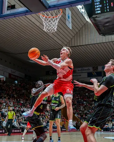 McClung in volo contro la Joventut