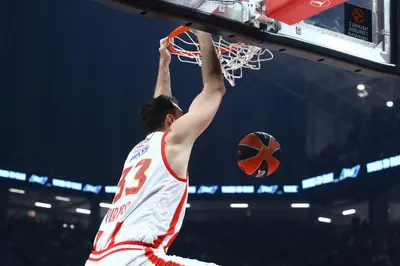 Nikola Milutinov, Olympiacos BC