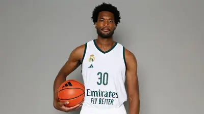 Damian Jones al Real Madrid