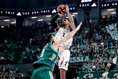 Brown contro Sloukas