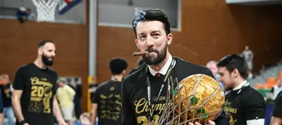 Tabellini festeggia il titolo di Nymburk