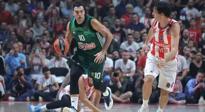 Sloukas corre in transizione