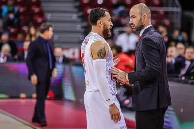 Mike James e Vassilis Spanoulis, che settimana contro le due greche!