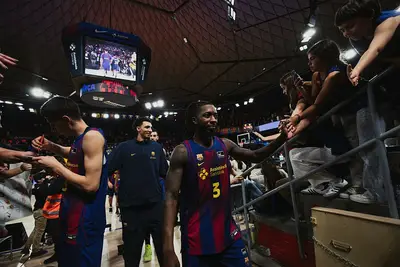 Cale saluta i suoi tifosi