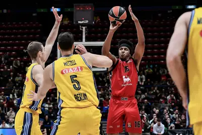 Leday al tiro contro Wetzell, Alba