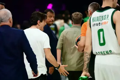 Il discorso di Giannakopoulos alla squadra alla vigilia delle finali greche.