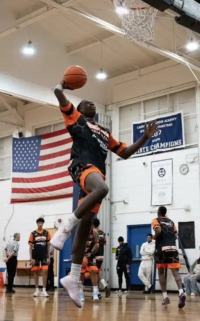 Sow schiaccia con Bassano