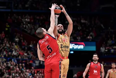 Fournier e Causeur, duello transalpino al Forum
