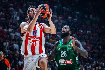 Nikola Kalinic annuncia il ritiro