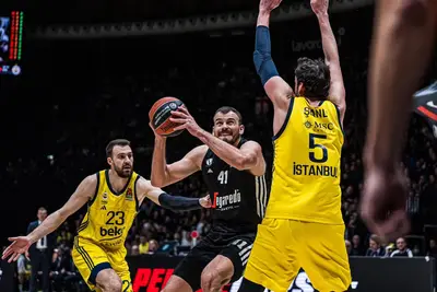 Ante Zizic contro Sanli