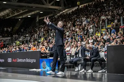 Nenad Jakovljevic allena la sua Virtus