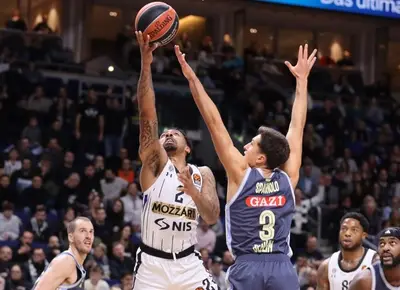 Canestro decisivo di Jones, 5 di fila per il Partizan
