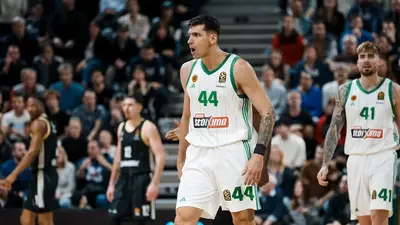 Mitoglou decisivo nel finale