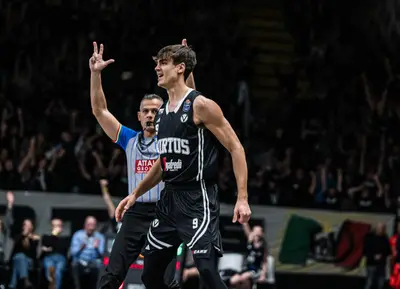 Visconti in maglia VIrtus