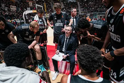 Nenad Jakovljevic allena la sua Virtus