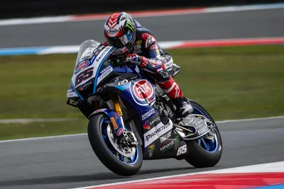 Credits: Pata Prometeon Yamaha