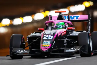 Nikola Tsolov, vincitore della Sprint Race di F3 a Montecarlo