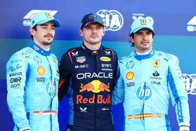 Sesta pole su sei per Verstappen che dovrà difendersi dalle Ferrari al via.