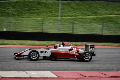 Alberto Naska in azione nella FX Pro Series al Mugello