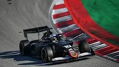 Ugo Ugochukwu test f3 Barcellona con team Campos Racing