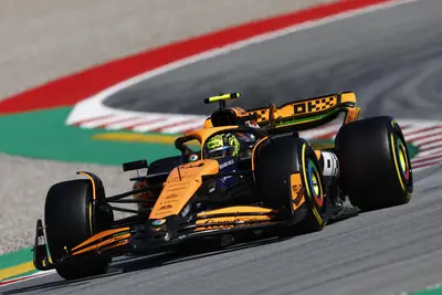 Lando Norris in azione al Montmelò