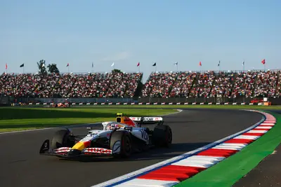 Liam Lawson dopo essere transitato alla prima chicane