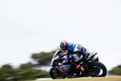 Credits: Pata Prometeon Yamaha