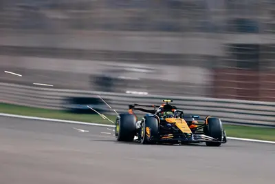 Lando Norris in azione a Sakhir
