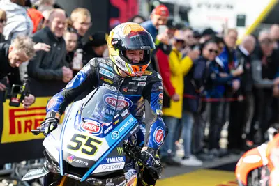 Andrea Locatelli rinnova per i prossimi due anni in Yamaha. La foto risale alla vittoria di Gara 2 ad Assen