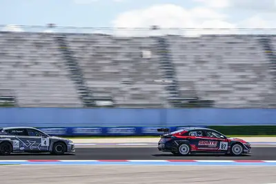 Il coreano Park precede Tavano in gara-2 del TCR Italy a Misano