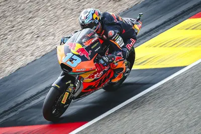 Moto2 | Celestino Vietti, pole con record al Sachsenring