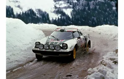 La Lancia Stratos HF sulle speciali del Monte Carlo