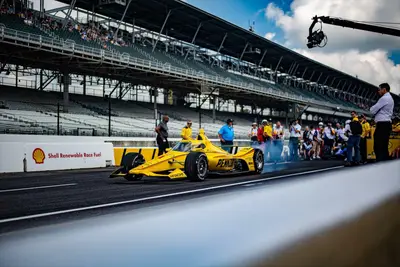 Scott McLaughlin, poleman a Indy