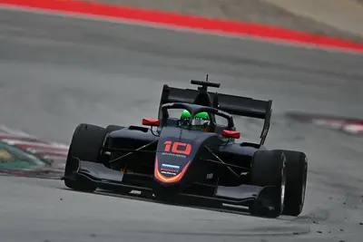© FIA F3
